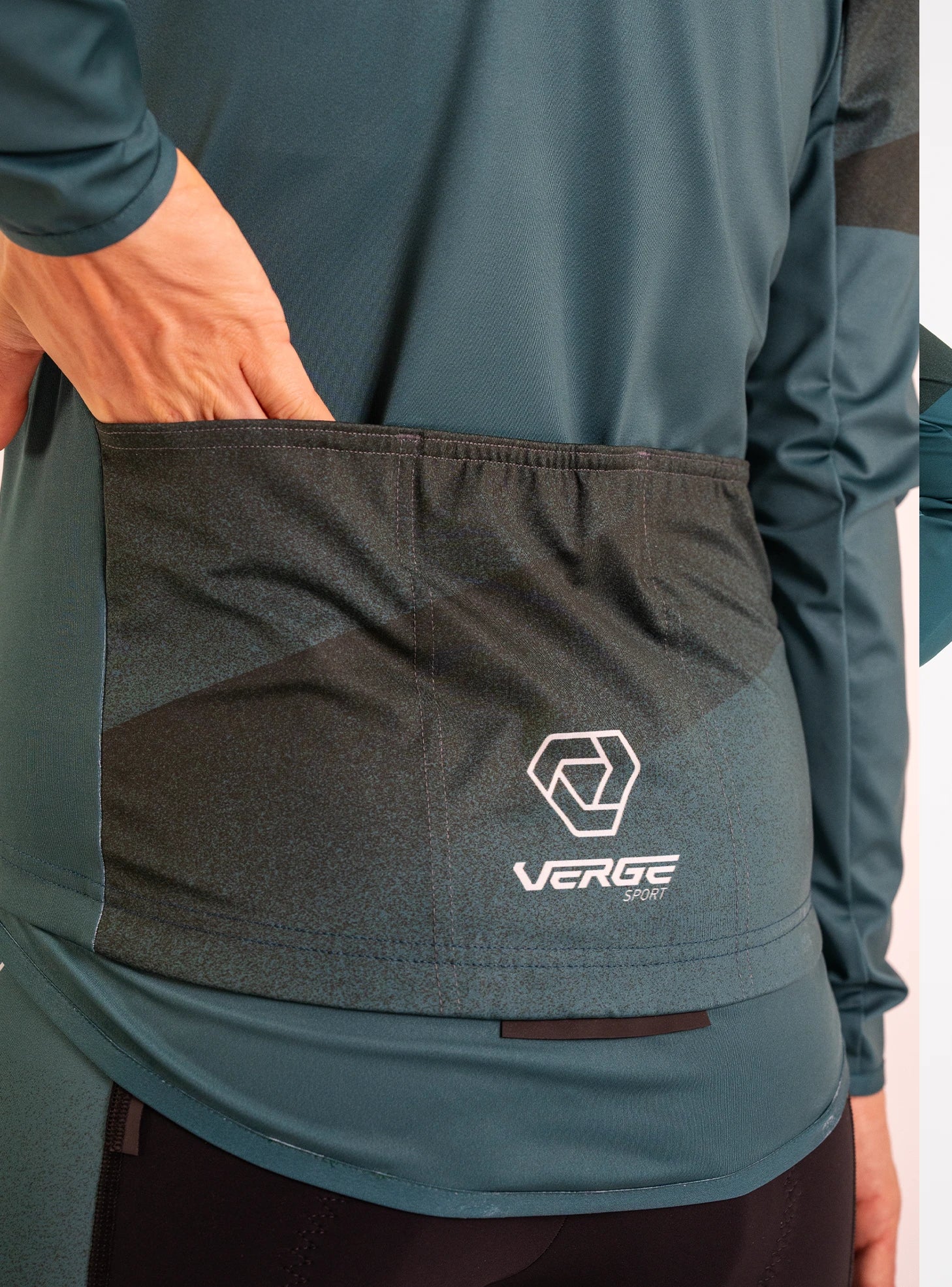 Guard 2.0 Jacket - Image 12